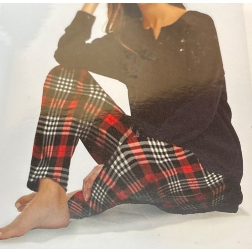 Tommy Hilfiger Pajama Set 2-Piece XS Black & Red Plaid Cotton Blend Sleepwear